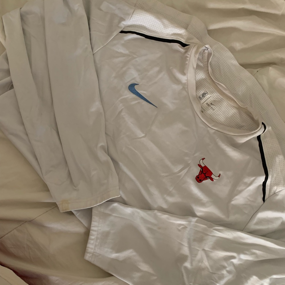 Nike Dri-Fit Chicago Bulls Long Sleeve Warm Up Size XXL